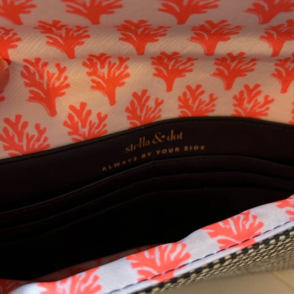 Stella & Dot City Slim Clutch-Crosshatch Raffia Black/White Brand - Picture 3 of 4